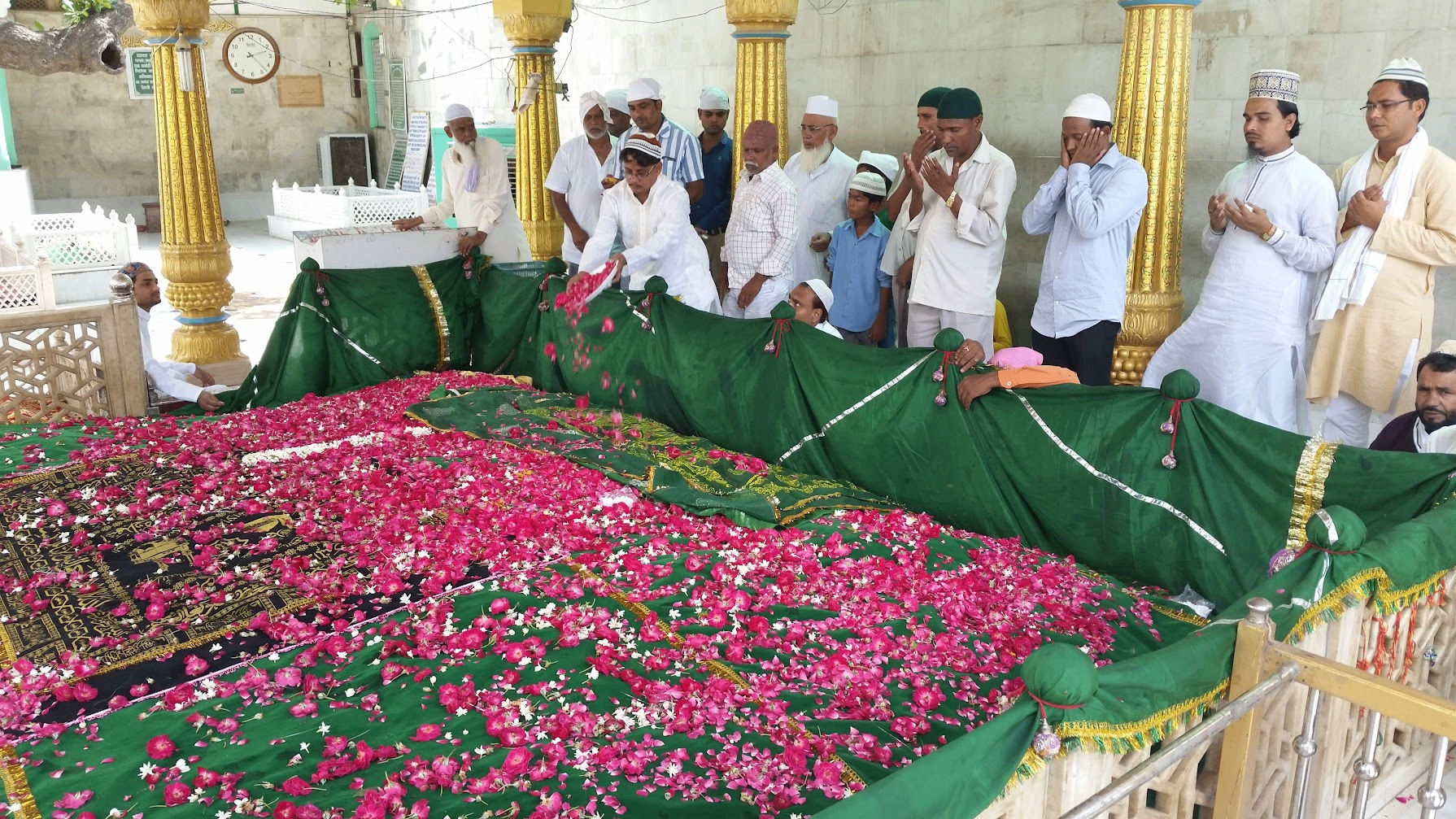 Qutbuddin Bakhtiar Kaki Dargah